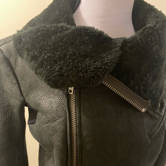 Gorgeous Veda shearling fur Jacket - Picture 12 of 16